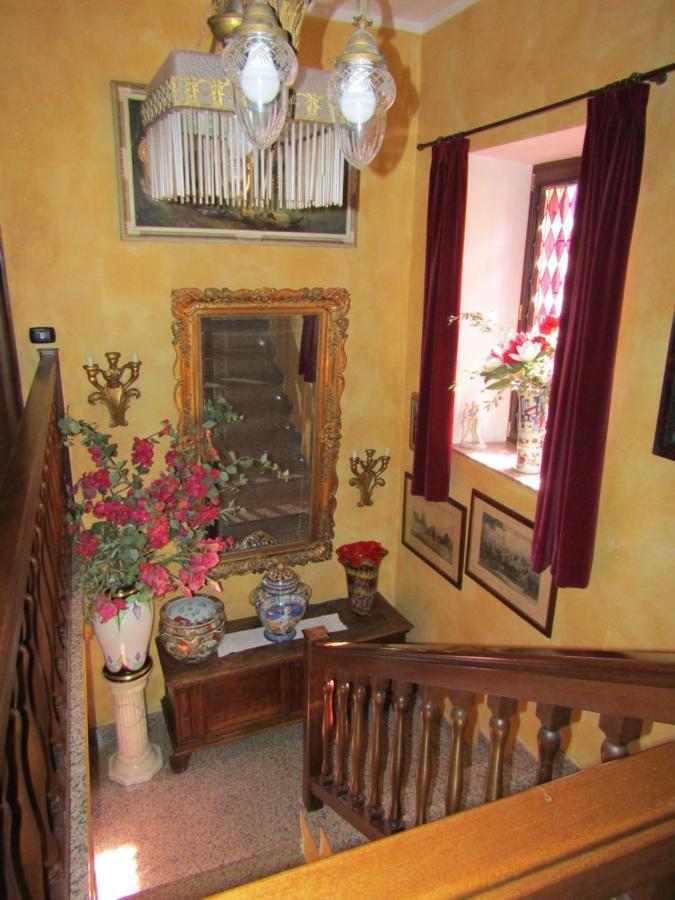 B&B - Foresteria - Frontelago Lake Como Мандельо дел Ларио Екстериор снимка